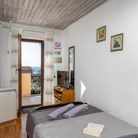 公寓 Lovely In With Wifi